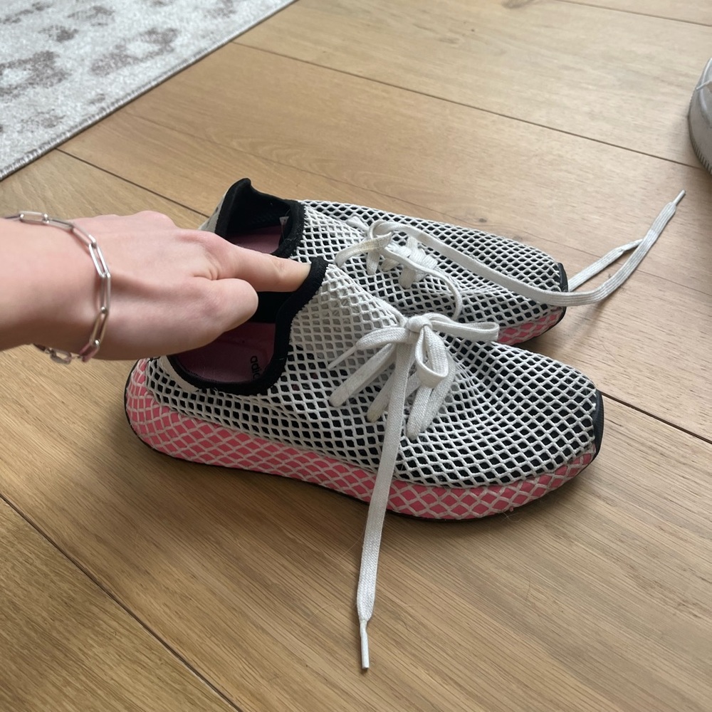 Womens adidas sneakers size 7
